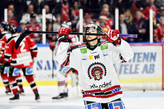 Frölundas Lukas Bengtsson jublar