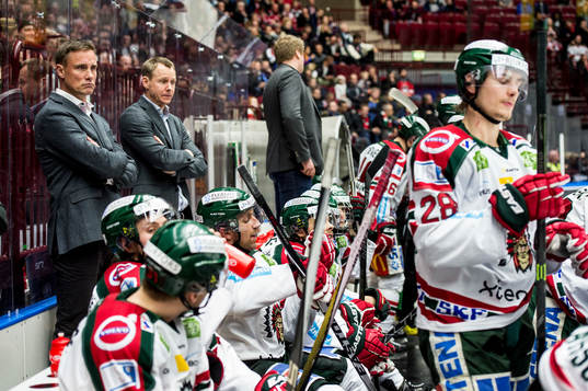 Frölundas tränare Roger Rönnberg, assisterande tränare