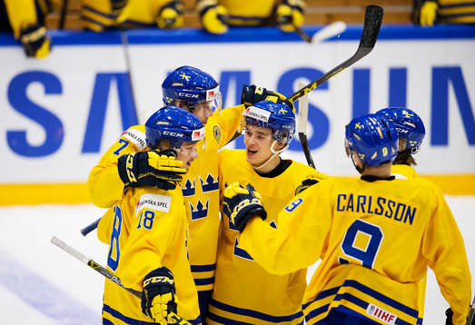 Sveriges Rasmus Asplund, Marcus Pettersson, Dmytro Timashov