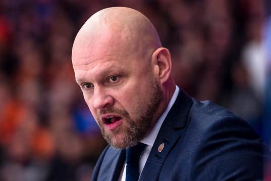 Modos tränare Andreas Johansson