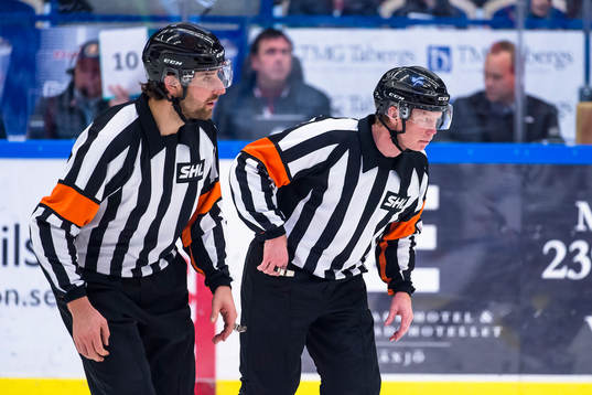 Domare Mikael Sjöqvist och Pehr Claesson