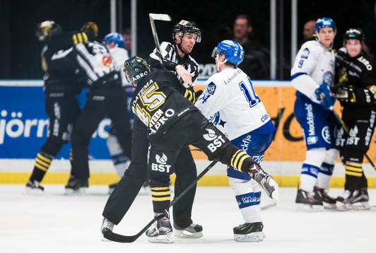 s Oscar Steen i ett bråk med Leksands Oskar Lang