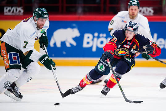 Färjestads Jonas Holös och Djurgårdens Markus Ljungh