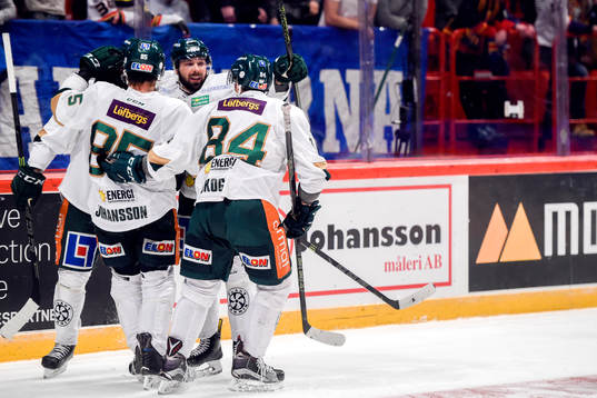 Färjestads Antti Tyrvainen jublar