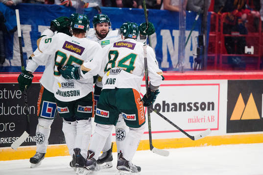 Färjestads spelare jublar