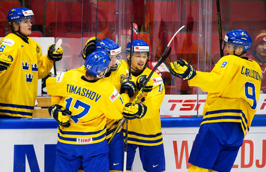 Sveriges Dmytro Timashov, Alexander Nylander, Rasmus