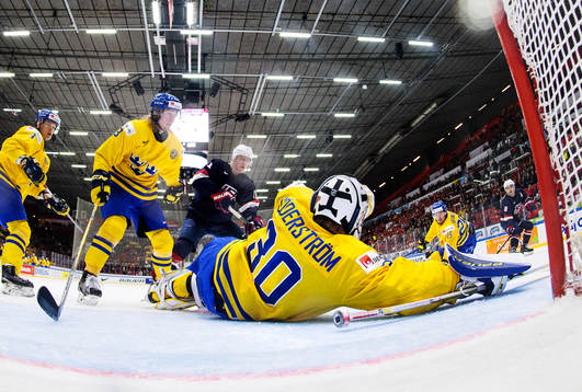 Sveriges Jacob Larsson, William Lagesson, målvakt Linus
