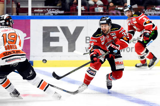 Malmö Redhawks Eric Himelfarb och Karlskronas Kristoffer