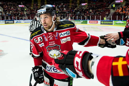 Malmö Redhawks Andreas Thuresson jublar