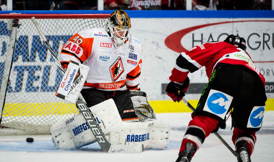 Malmö Redhawks Peter Mueller sätter sin avgörande straff