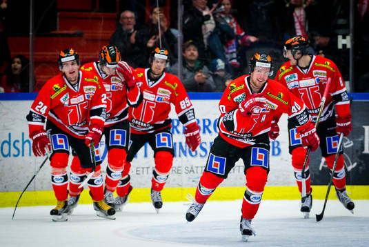 Örebros Anders Eriksson gör 2-1 med 48 sekunder kvar av