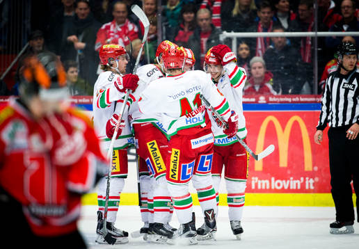 Modos Victor Olofsson gör 1-1 och jublar