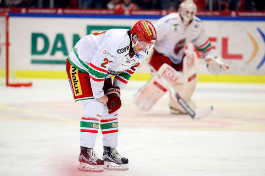 Modos Peter Öberg deppar