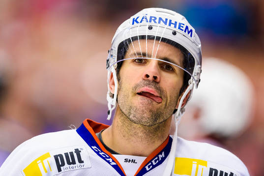 Växjös Cory Murphy på uppvärmningen