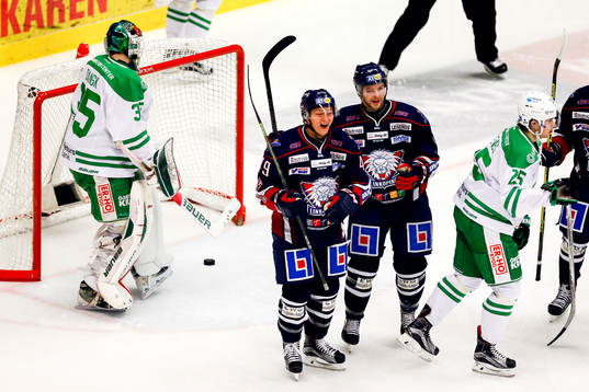 Linköpings Linköpings Rhett Rakhshani jublar