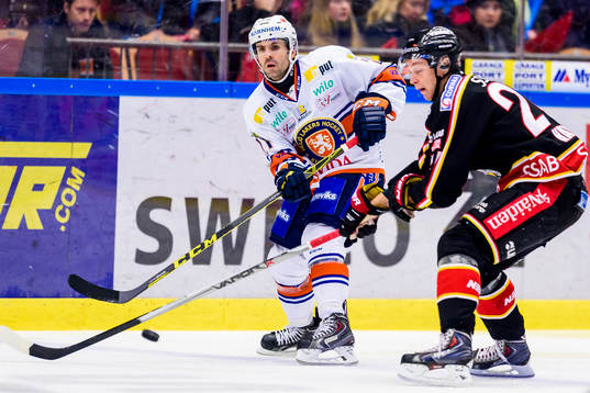 Växjös Cory Murphy och Luleås Johan Harju