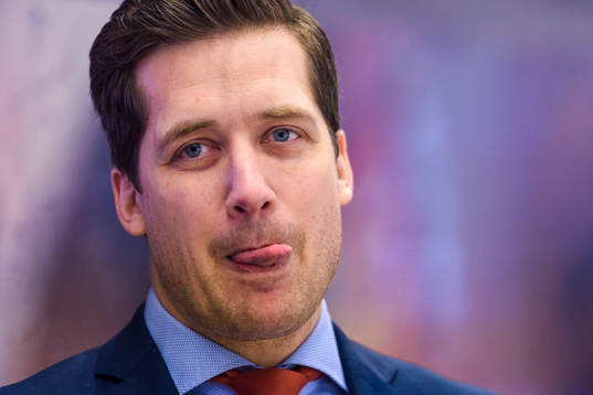 Växjös huvudtränare Sam Hallam