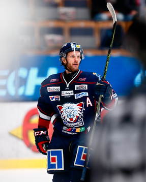Linköpings Sebastian Karlsson jublar