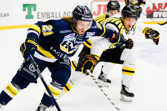 s Mattias Tedenby mot Brynäs Anton Rödin
