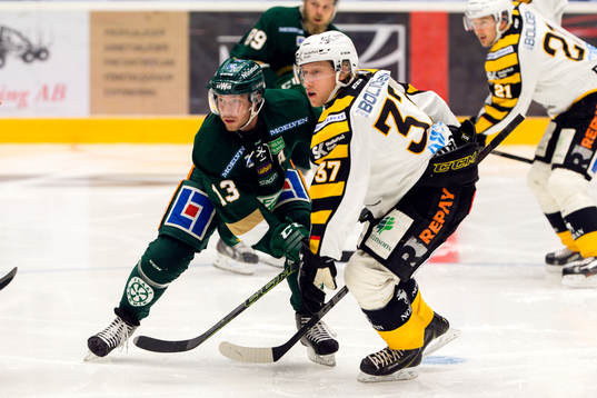 Färjestads Linus Persson och Skellefteås John Norman