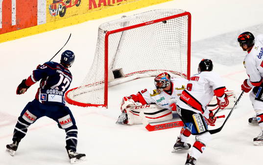 Mål 1-0 av Linköpings Andrew Gordon