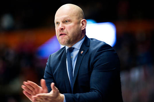 Modos tränare Andreas Johansson
