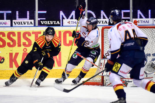 Brynäs Ponthus Westerholm och Djurgårdens Tomi Sallinen