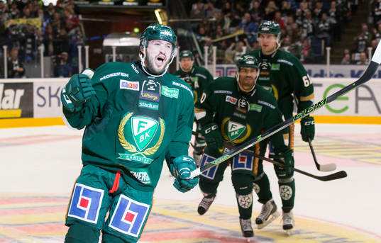 Färjestads Travis Turnbull jublar