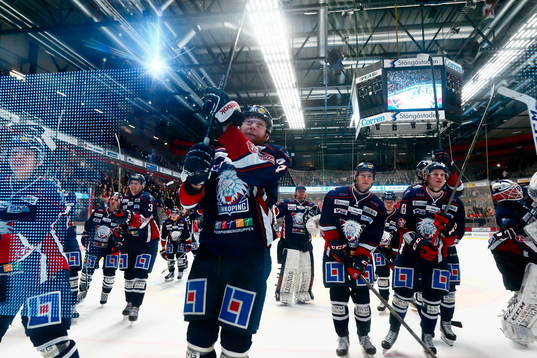 Linköpings spelare jublar