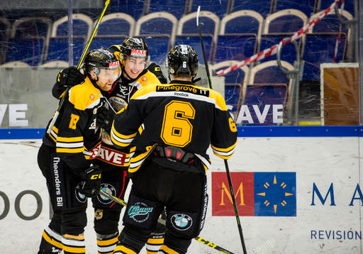 Panterns Jakob Karlsson, Patrik Blomberg och Emil Carnestad