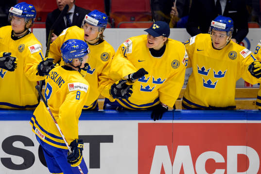 Sveriges Gustav Forsling jublar