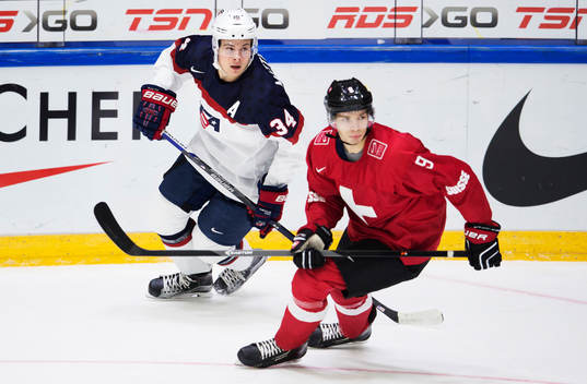 s Auston Matthews och Schweiz Marco Forrer