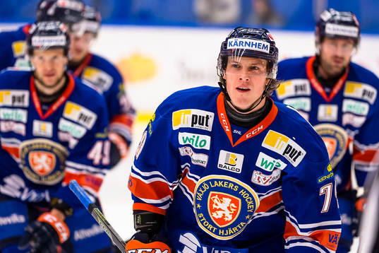 Växjös Patrik Lundh jublar