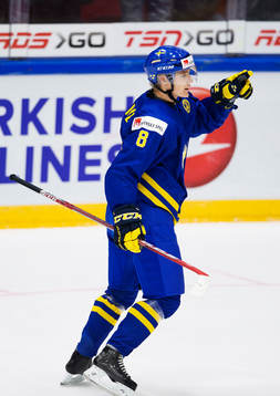 Sveriges Gustav Forsling jublar