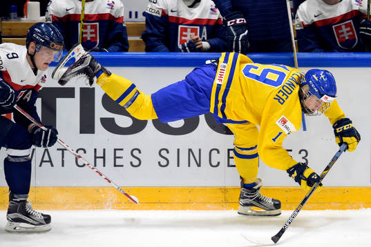 Slovakiens Juraj Siska och Sveriges Alexander Nylander