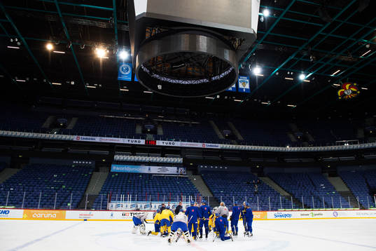 Sveriges lag tränar i Hartwall Arena