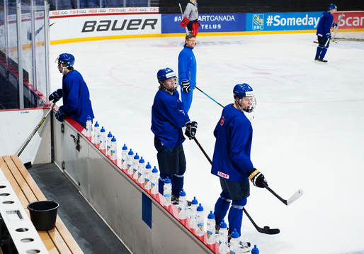 Sebastian Aho, Patrik Laine, förbundskapten Jukka Jalonen