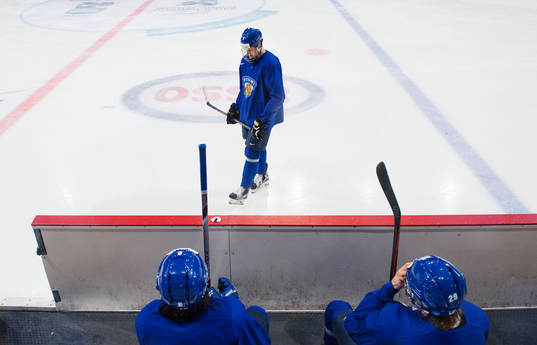 Joni Tuulola, Jesse Puljujärvi och Patrik Laine på