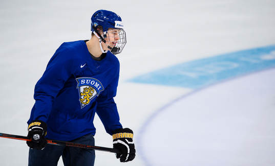 Jesse Puljujärvi på Finlands träning