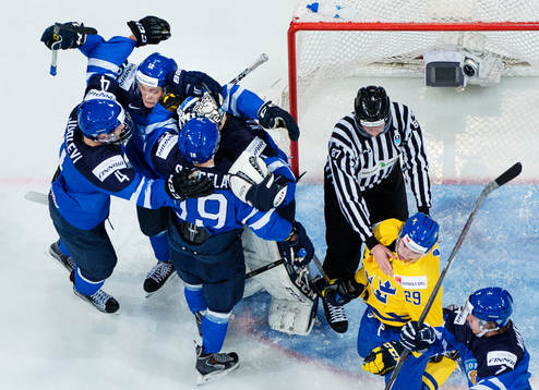 Finlands Olli Juolevi, Kasper Björkqvist, Aleksi Saarela