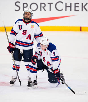s Chad Krys och Matthew Tkachuk deppar