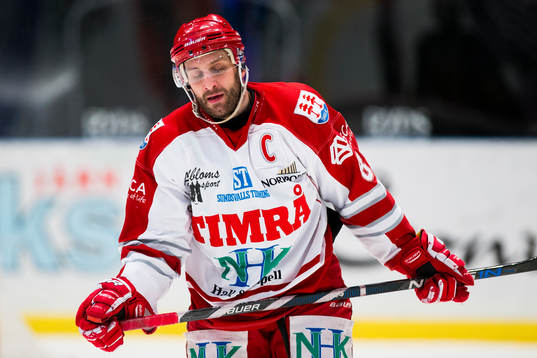 Timrås Per Hallin ser deppig ut