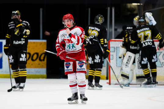 Timrås Jonathan Dahlén hänger med huvudet
