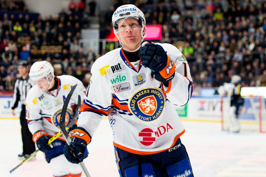Växjös Richard Gynge jublar