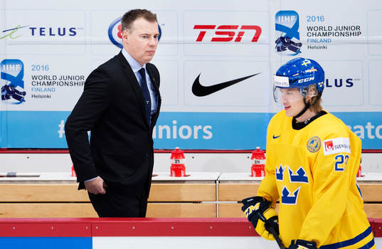Sveriges förbundskapten Rikard Grönborg och Oskar