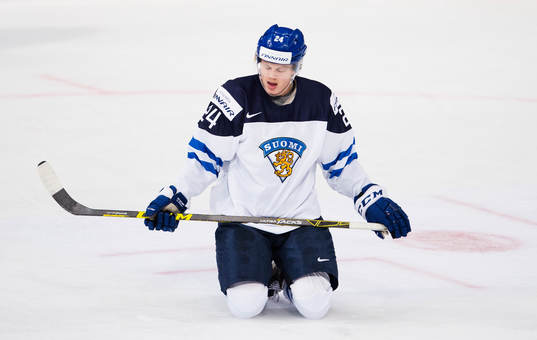Finlands Kasperi Kapanen deppar