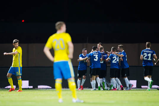 Estlands spelare jublar