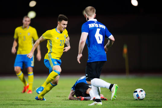 under träningsmatchen i Fotboll mellan Sverige och Estland