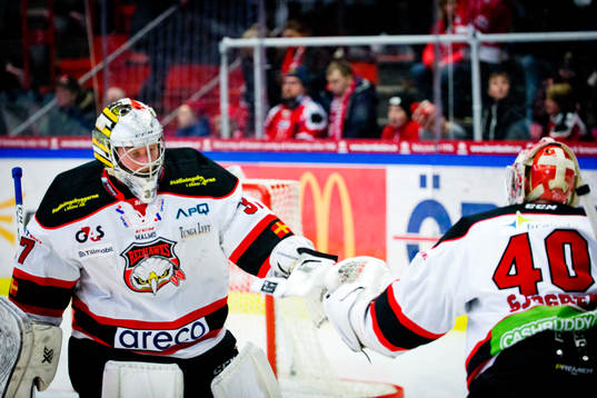 Malmö Redhawks målvakt Jonas Gunnarsson och målvakt