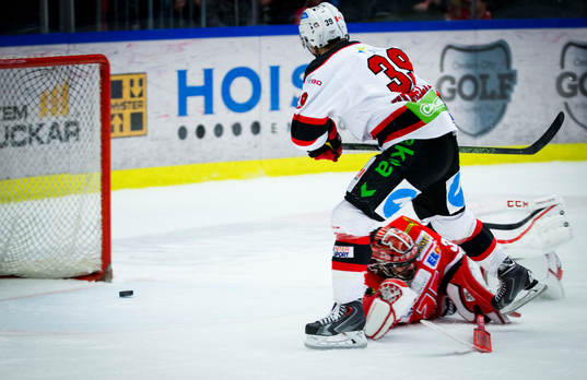 Malmö Redhawks Eric Himelfarb gör 1-2 i sudden death på